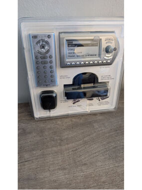 Audiovox Satellite Radio Set with Adapters, Silver
